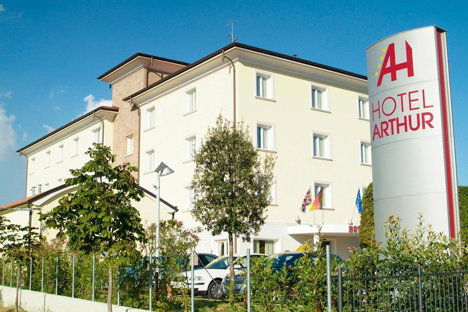 Hotel Arthur Solignano Nuovo Exterior photo